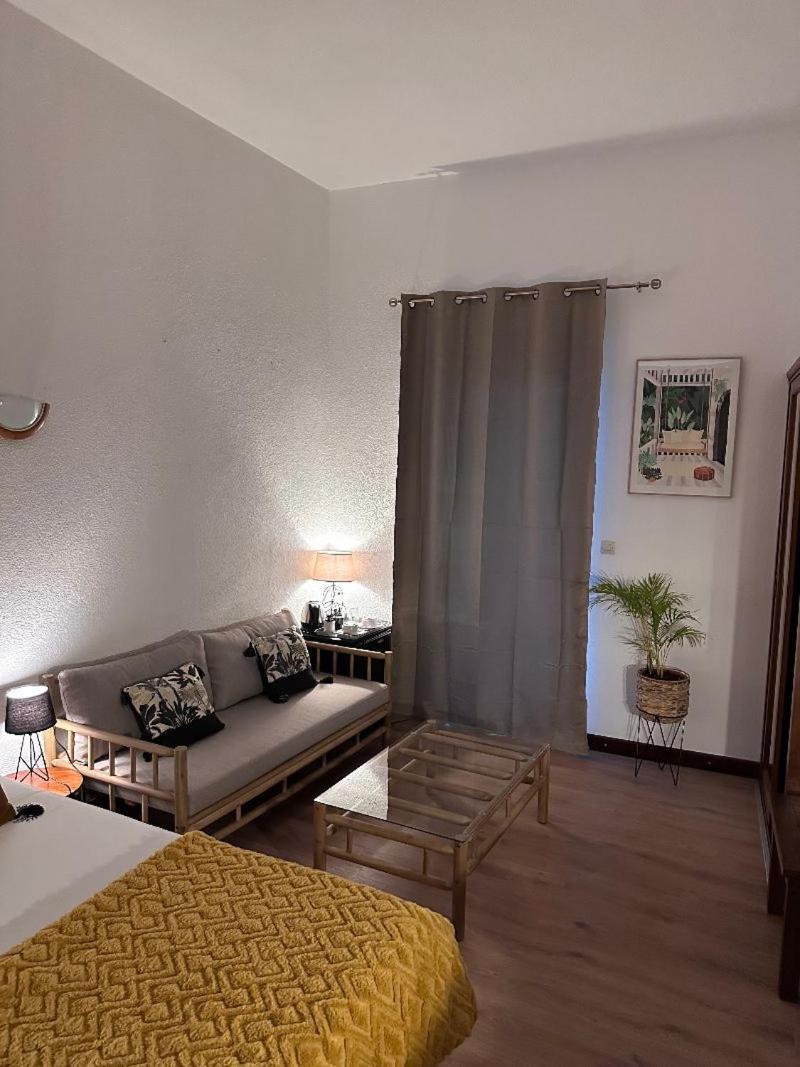 Hotel Résidence Le Phoenix Saint Pierre Extérieur photo